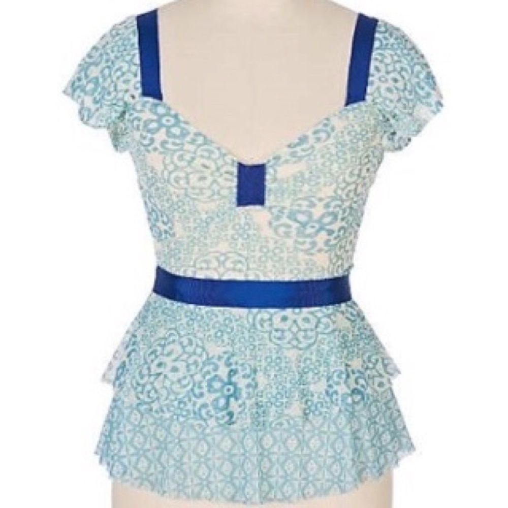 Anthropologie Punch Bowl Top Size Small